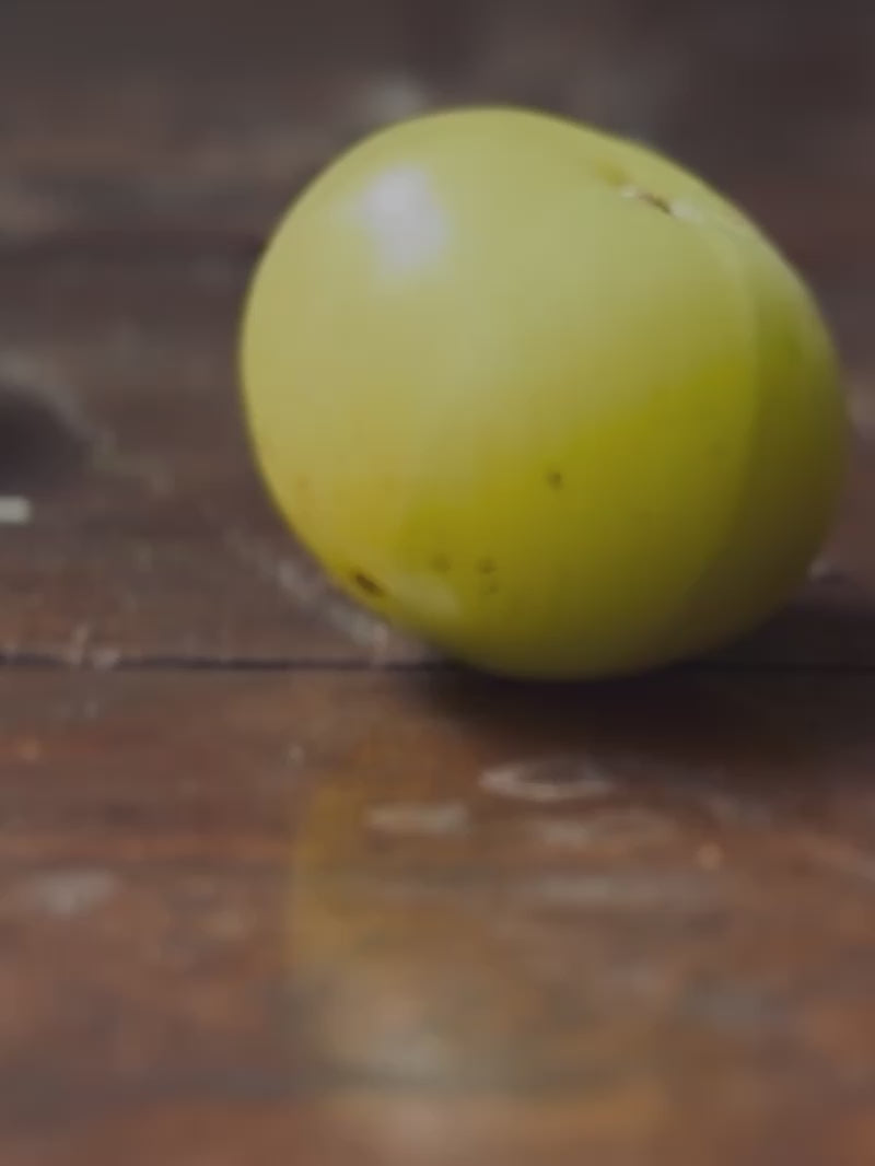 Film przedstawiający owoc amla jako składnik aktywny w produktach khadi Ayurveda (2)